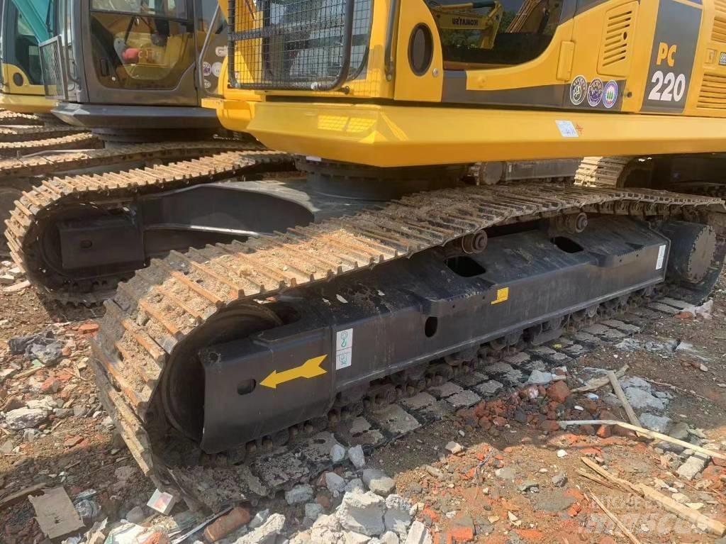 Komatsu PC 200-8 Midi bagri 7t – 12t