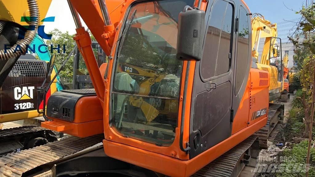 Doosan DX 140 LC Bagri na kolesih