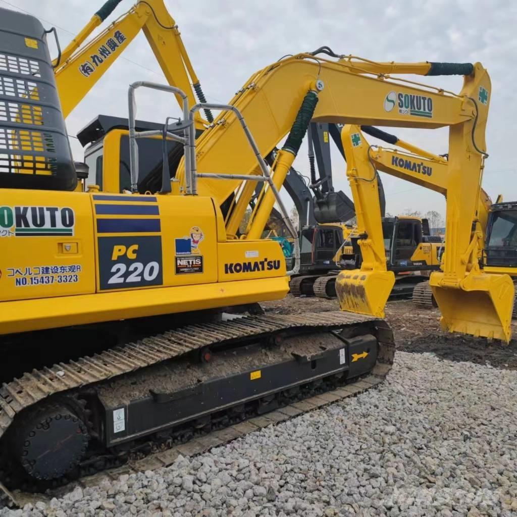 Komatsu PC 220-8 Bagri goseničarji