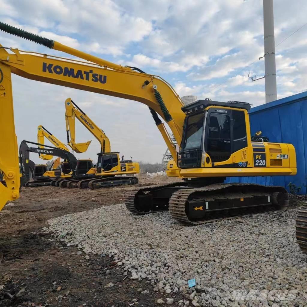 Komatsu PC 220-8 Bagri goseničarji