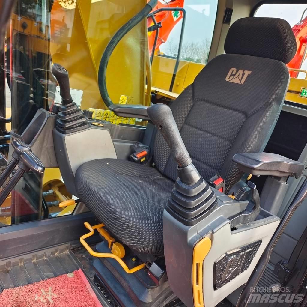 CAT 320GC Bagri goseničarji