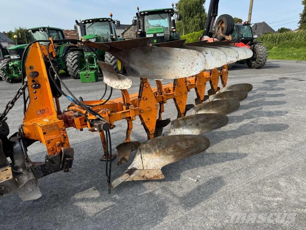 Huard 570 SUPER Obračalni plugi