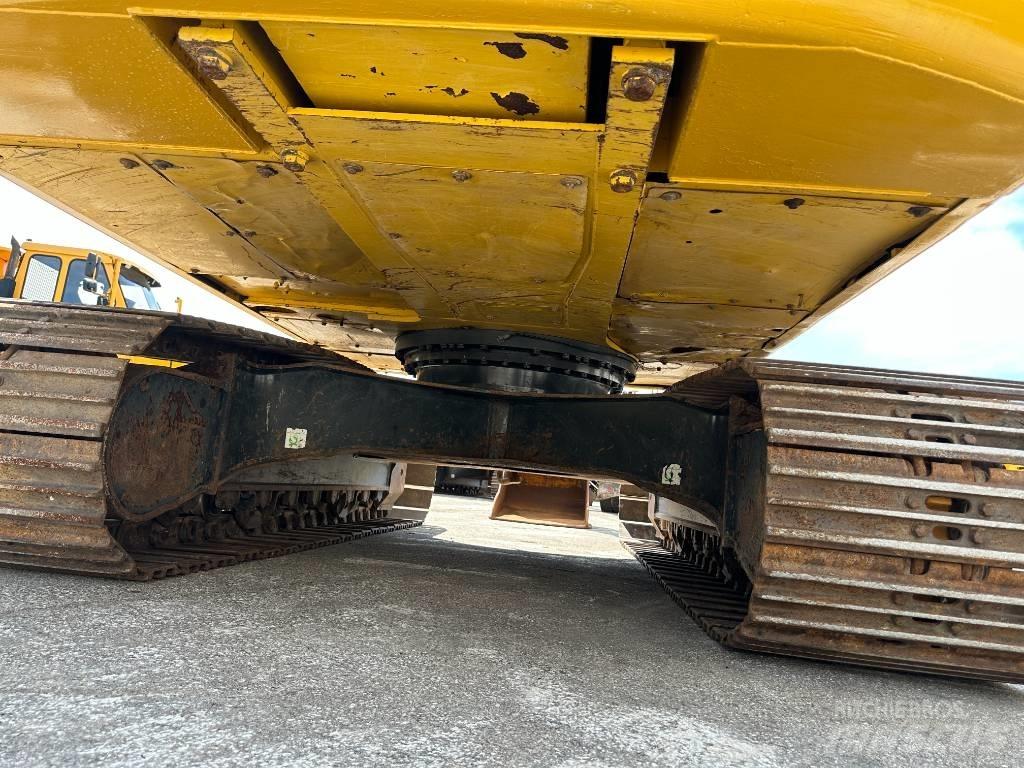 Komatsu PC210LC-11 Bagri goseničarji