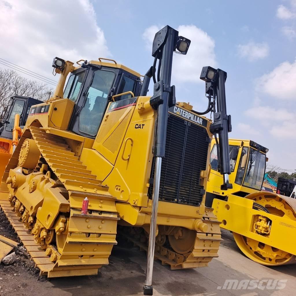 CAT D 8 T Buldožerji goseničarji