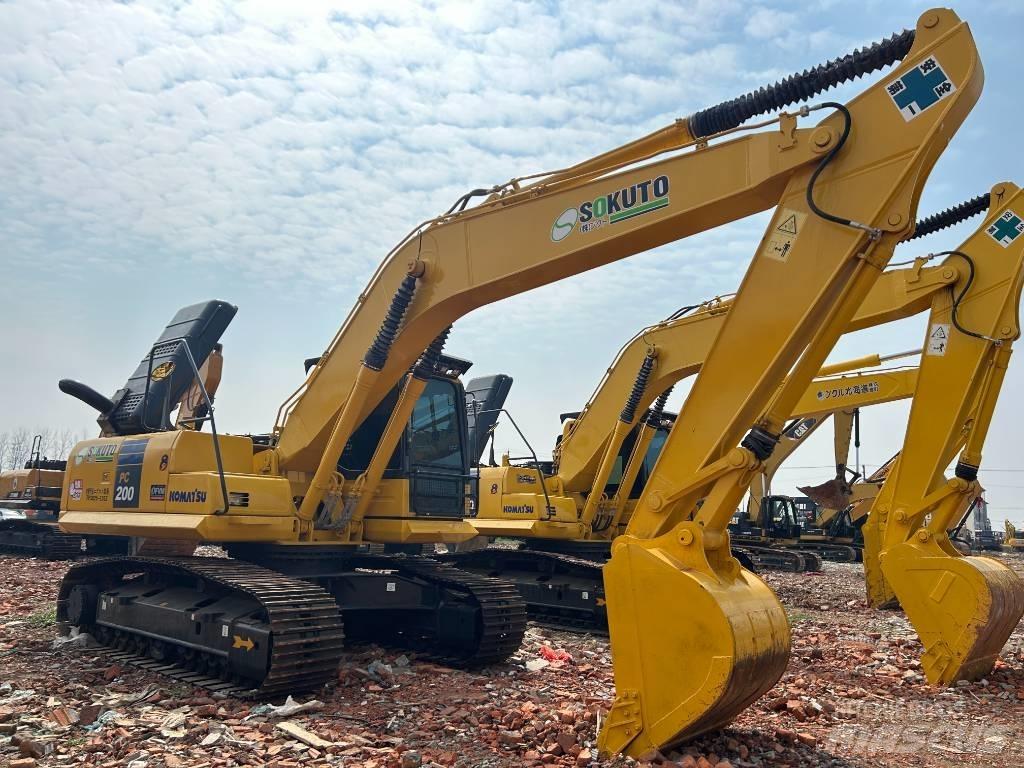 Komatsu PC 200-8 Bagri goseničarji