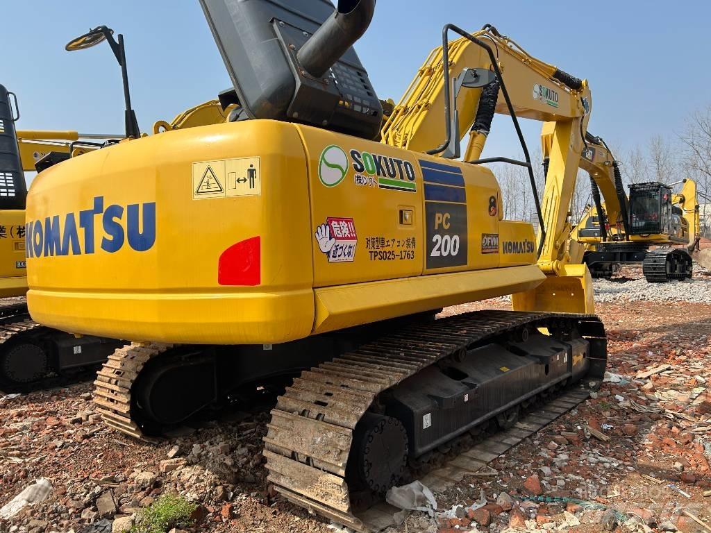 Komatsu PC 200-8 Bagri goseničarji