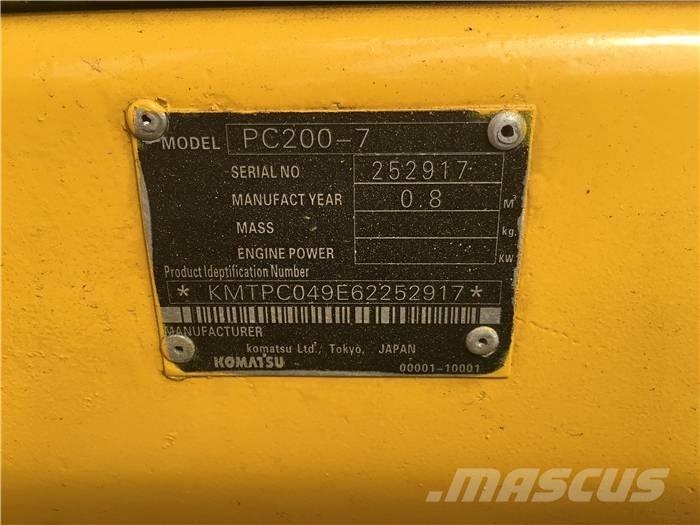 Komatsu PC 200-7 Bagri goseničarji