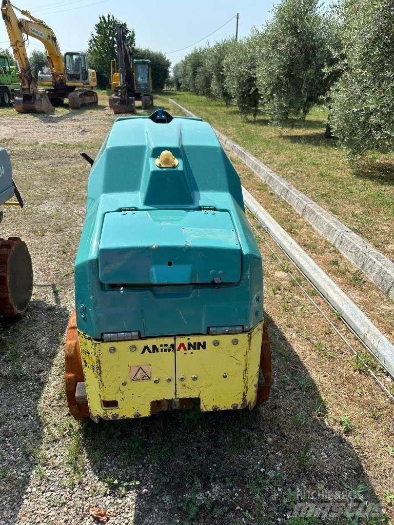 Ammann Rammax 1575 Kompaktorji tal
