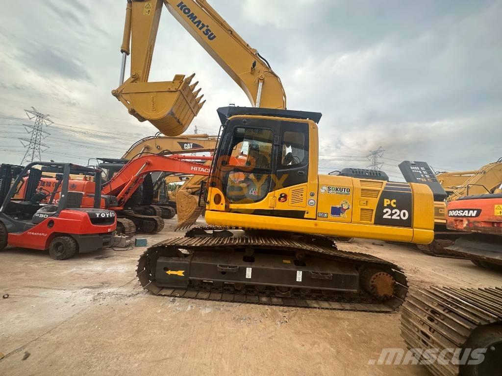 Komatsu PC 220-8 Bagri goseničarji