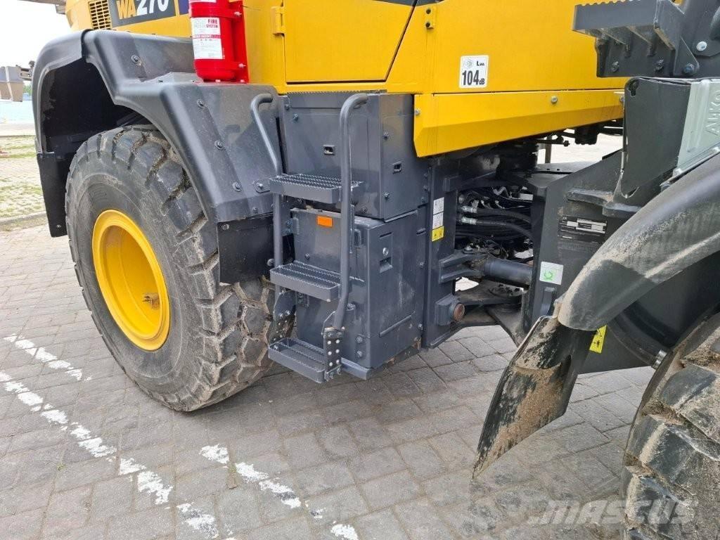 Komatsu WA 270-8E0 Kolesni nakladalci