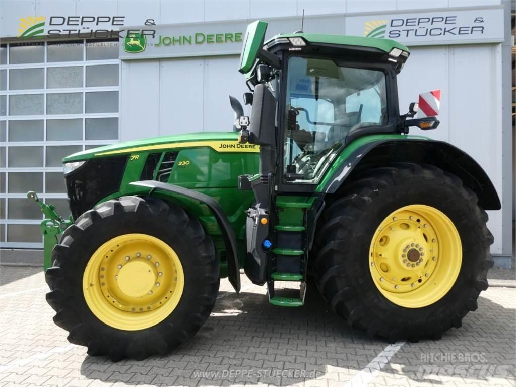 John Deere 7R 330 Traktorji