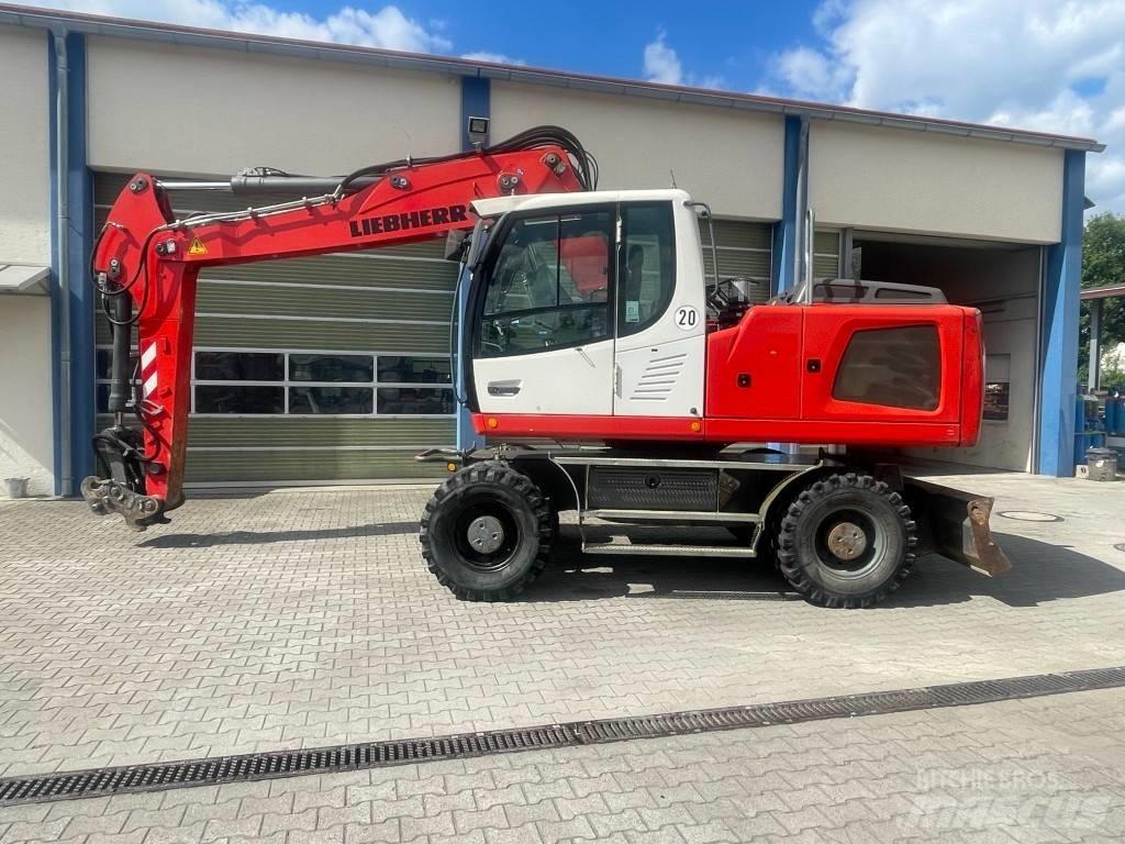 Liebherr A 920 Bagri na kolesih