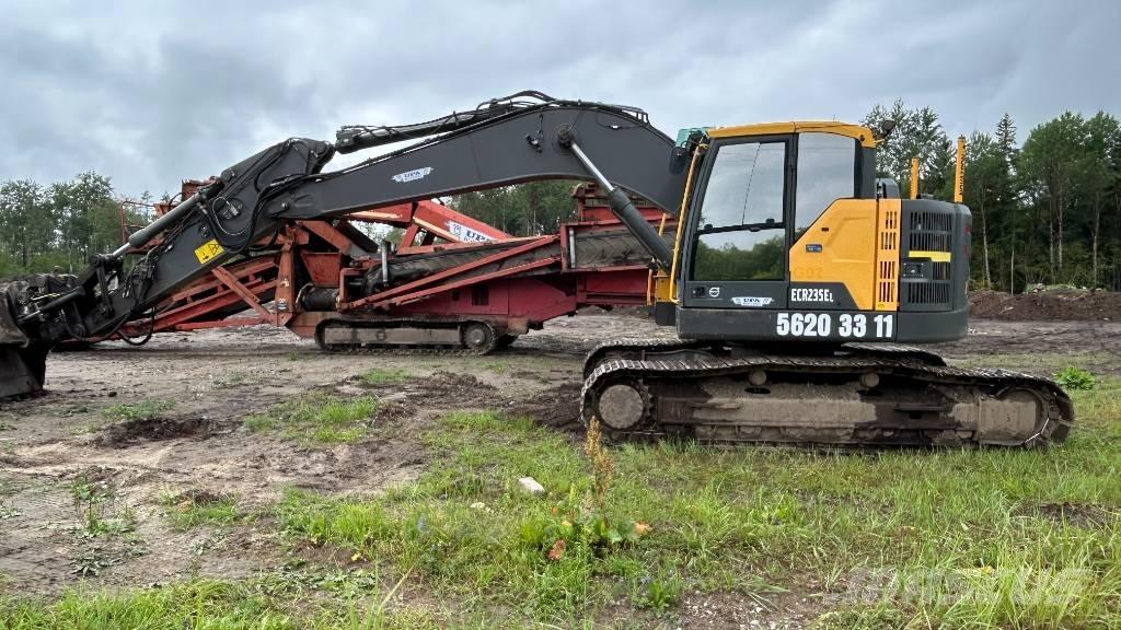 Volvo ECR 235 E L Bagri goseničarji