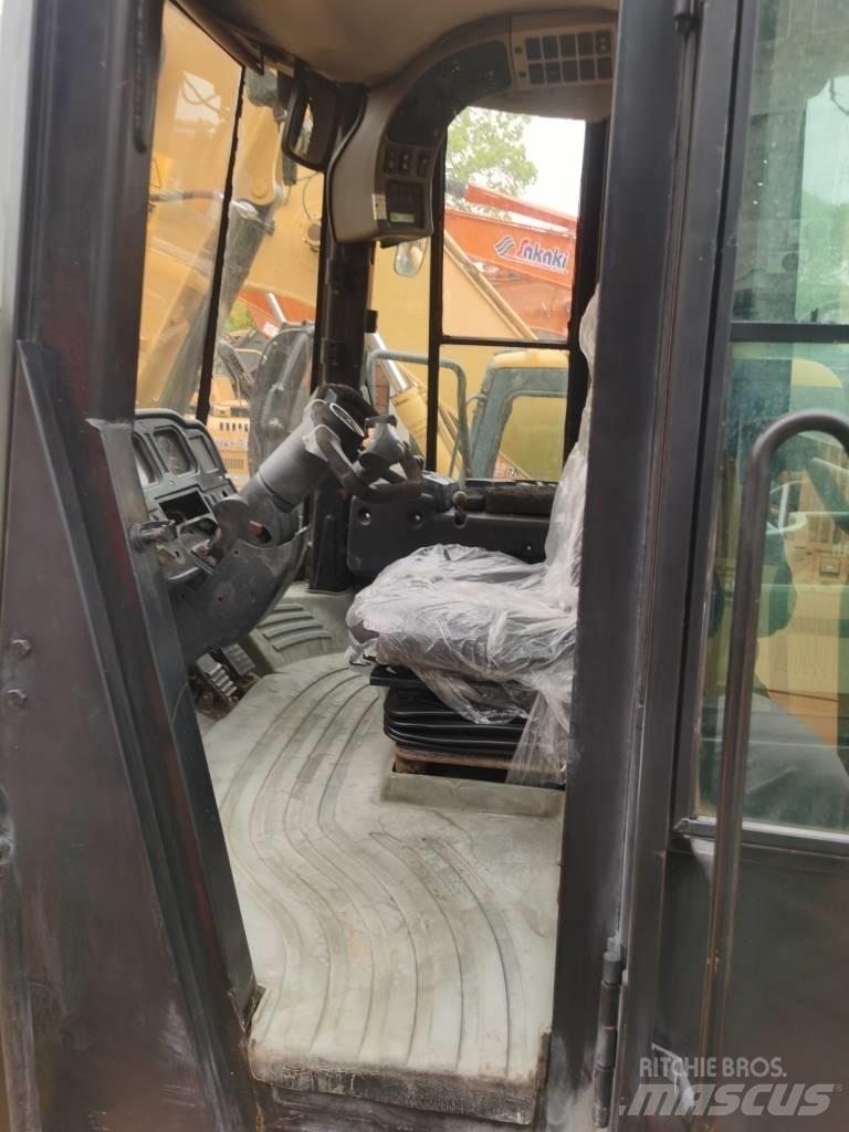 CAT 980 G Kolesni nakladalci