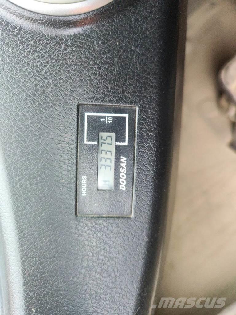 Doosan DL 420-5K Kolesni nakladalci