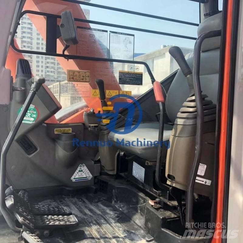 Hitachi ZX 75 US Bagri goseničarji