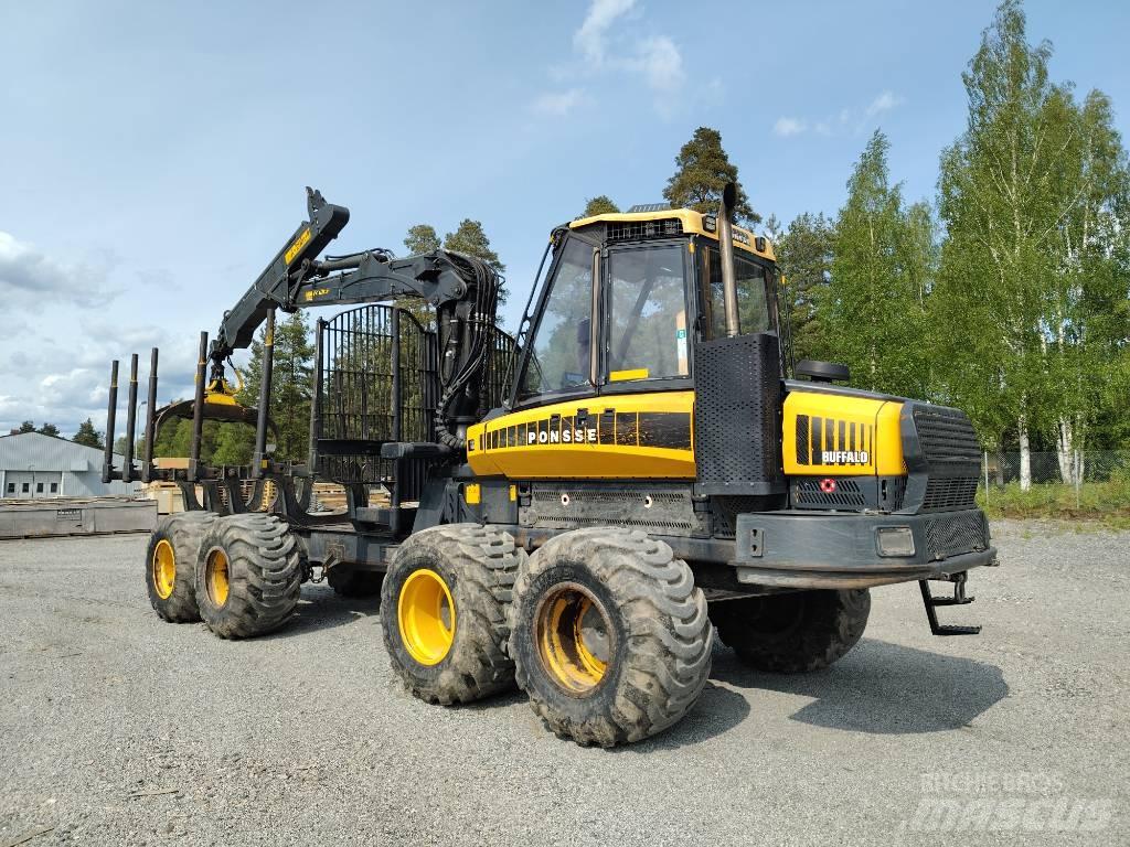 Ponsse Buffalo 8W Forwarderji