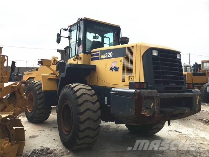 Komatsu WA 320-5 Kolesni nakladalci