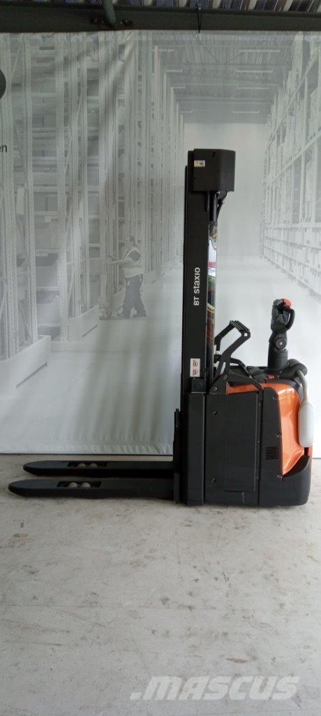 Toyota SPE160L Samopogonski ročni viličarji