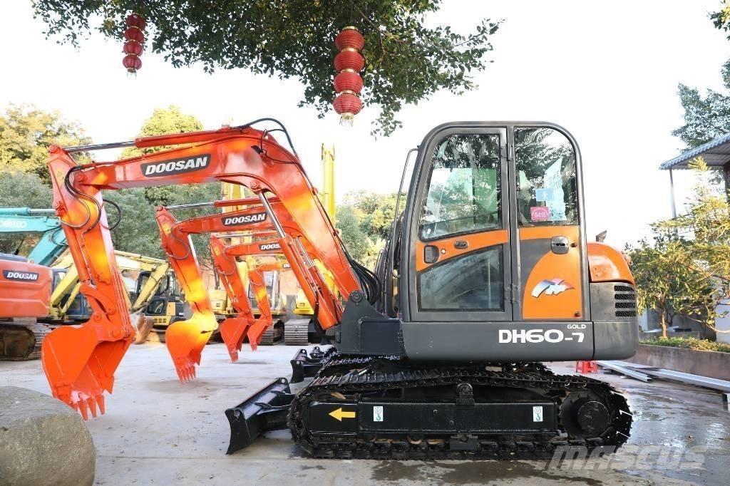 Doosan DH 60-7 Mini bagri <7t