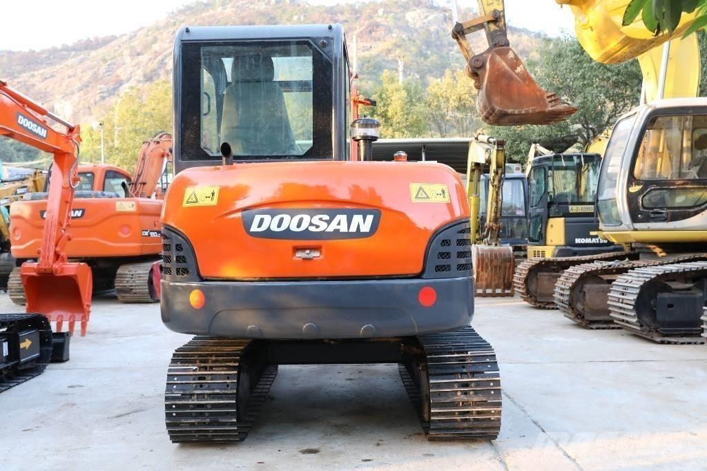 Doosan DH 60-7 Mini bagri <7t