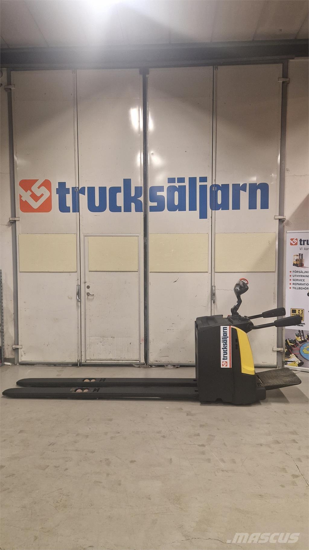 Hyster P2.5S Ročni električni viličar