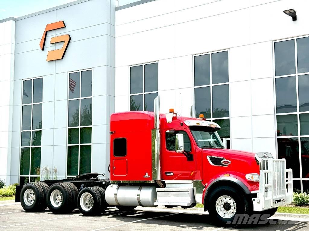 Peterbilt 567 Vlačilci