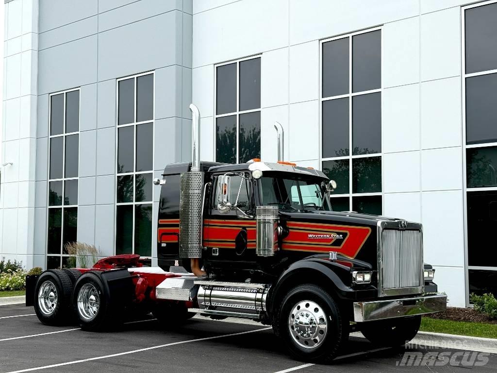 Western Star 4900 SF Vlačilci