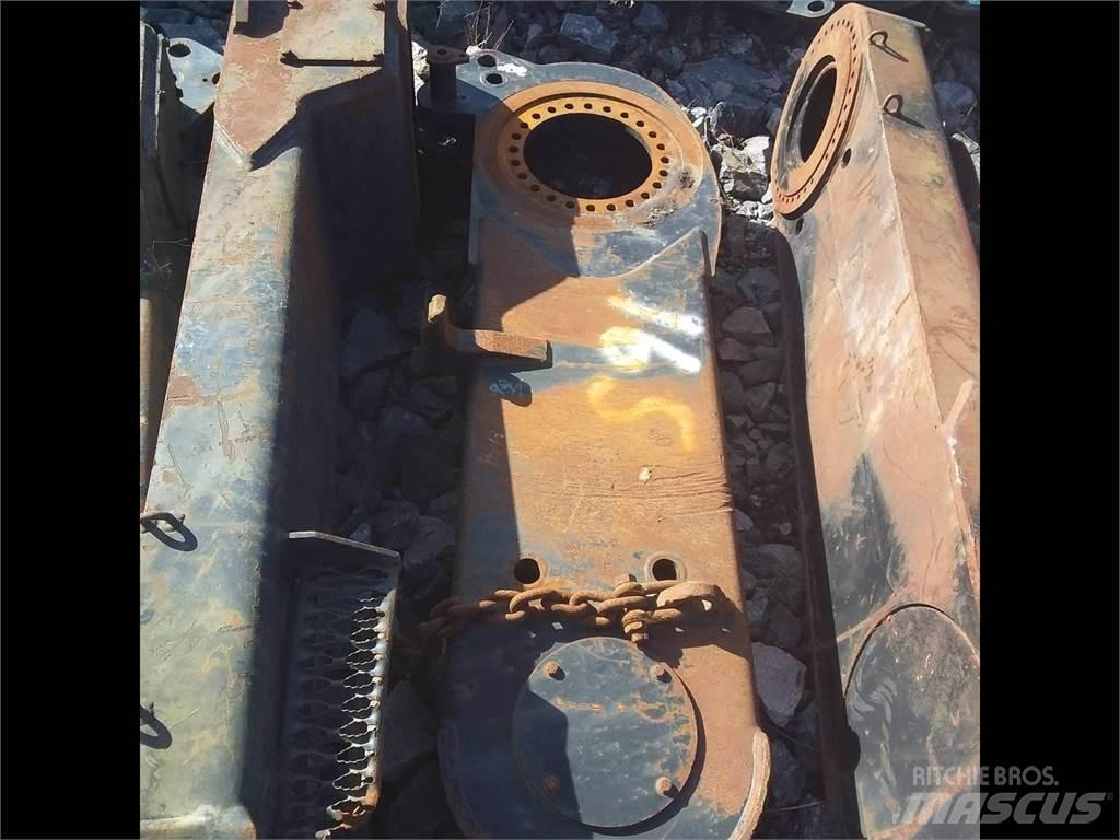 CAT 560 Pendelarm Menjalniki