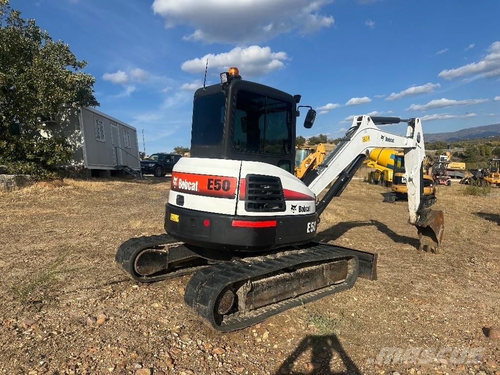Bobcat E 50 Mini bagri <7t