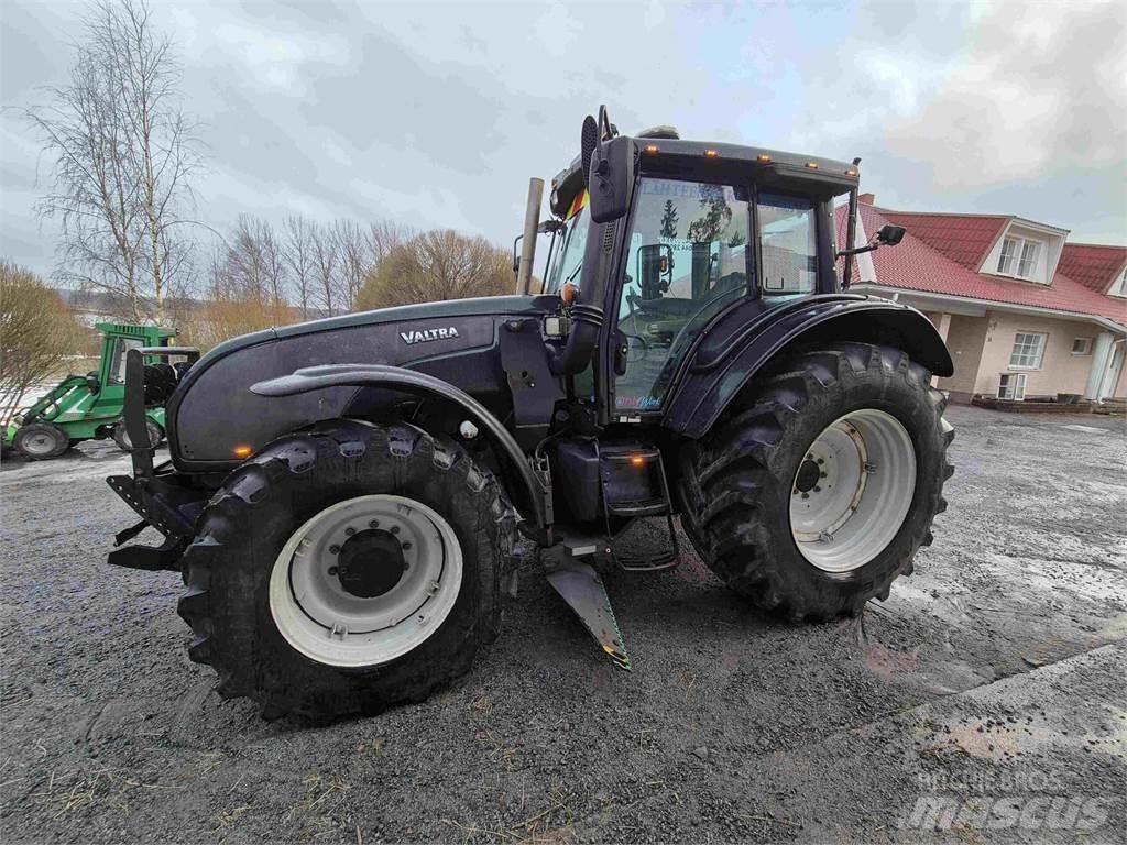 Valtra T191LS Traktorji