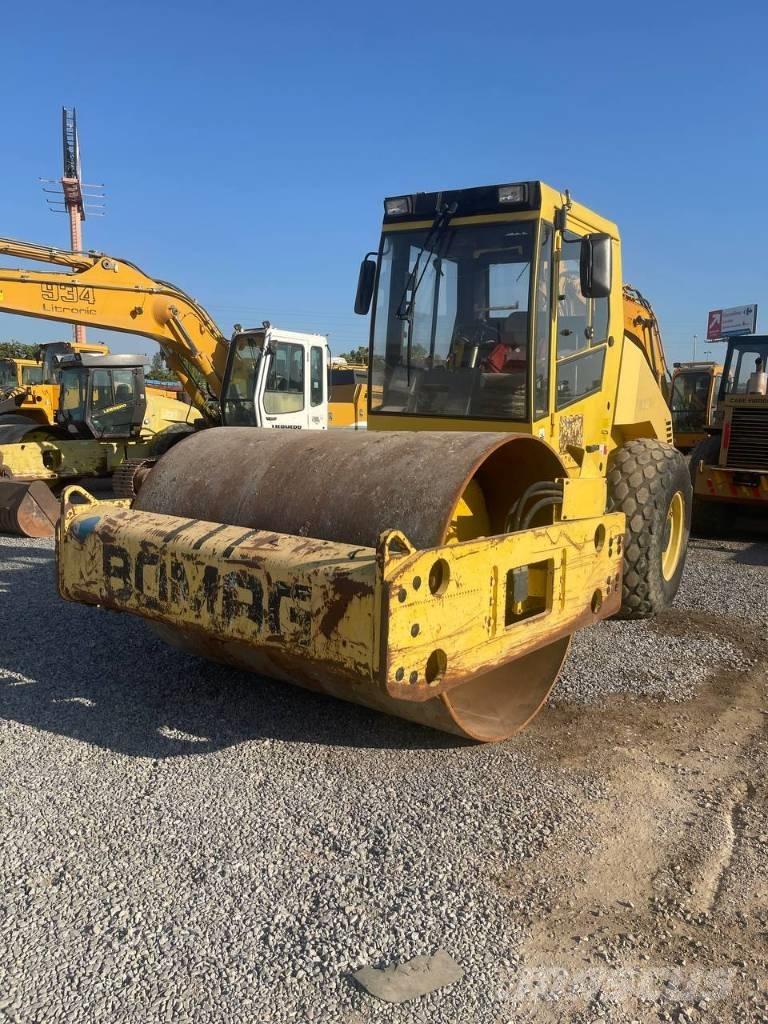 Bomag BW 213 D-3 Enojni valjarji