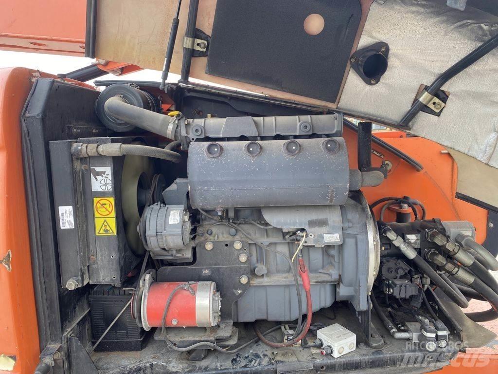 JLG 600AJ Zglobne dvižne ploščadi
