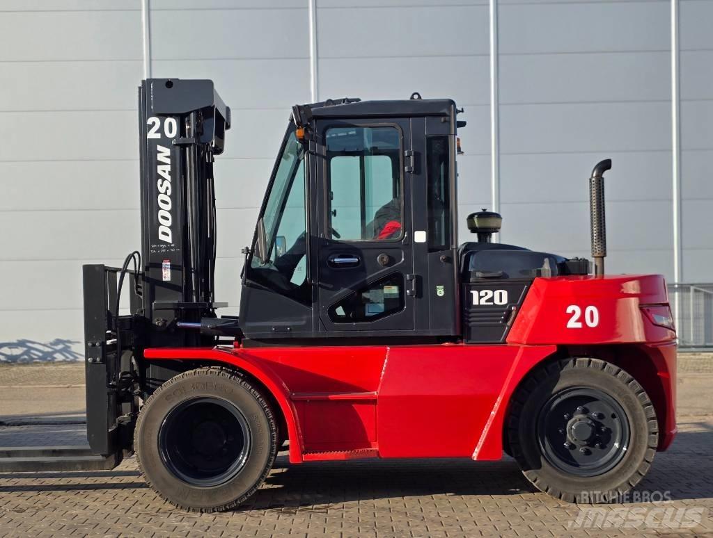 Doosan D90/120 S-7 Dizelski viličarji