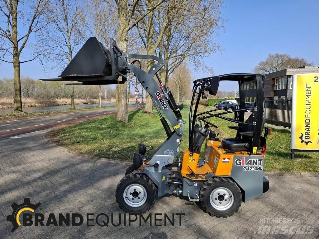 GiANT G1200HD Kolesni nakladalci