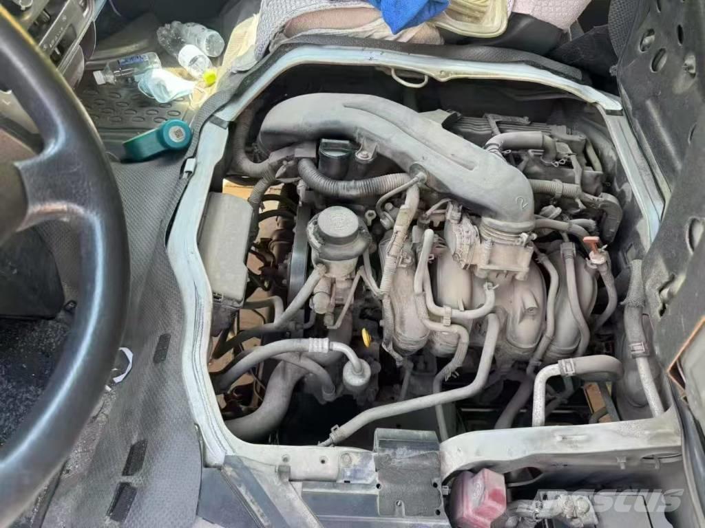 Toyota Hiace Mini avtobusi