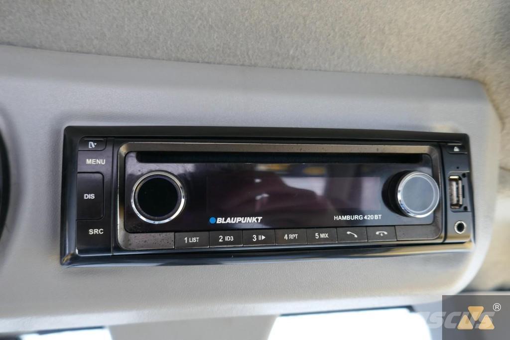 CAT 938K Kolesni nakladalci