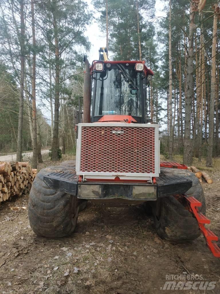 Komatsu 860.4 Forwarderji