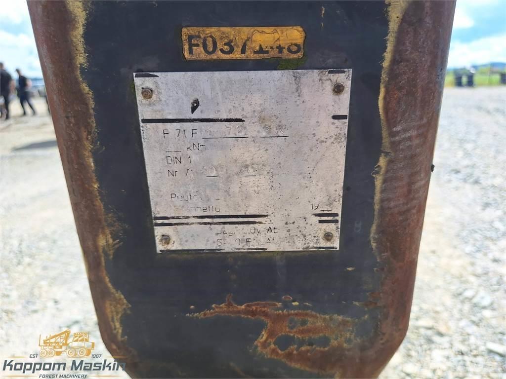 Loglift F71 Žerjavi za debla