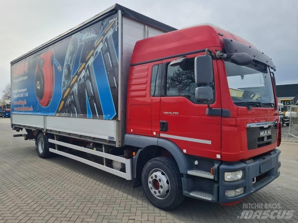 MAN 15.290 / 7.7m / LIFT Tovornjaki s ponjavo