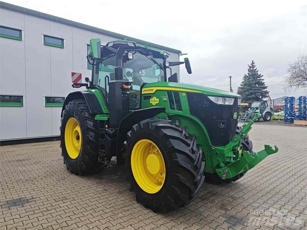 John Deere 7R 330 Traktorji