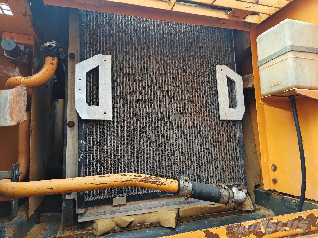 Hyundai R305LC-7 Bagri goseničarji