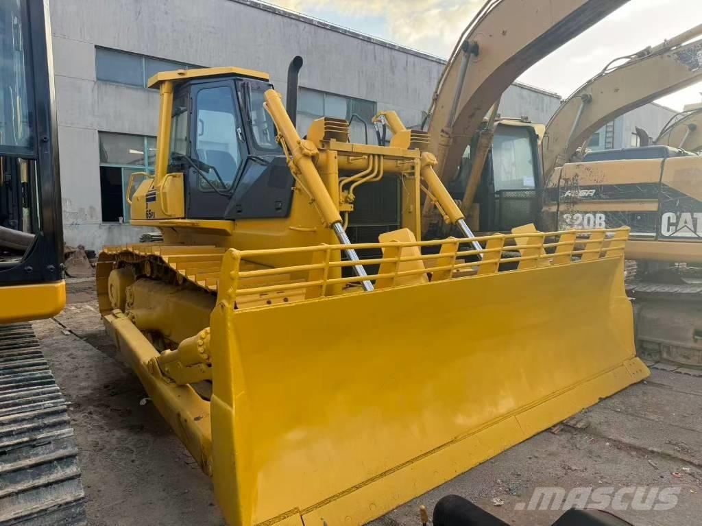 Komatsu D 65 PX-12 Buldožerji goseničarji