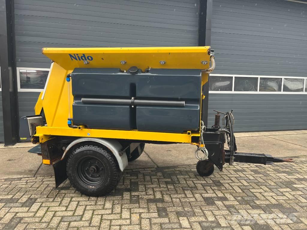 Nido Stratos Trosilci peska in soli