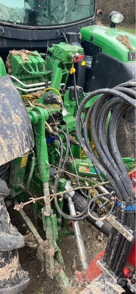John Deere 6155R Traktorji
