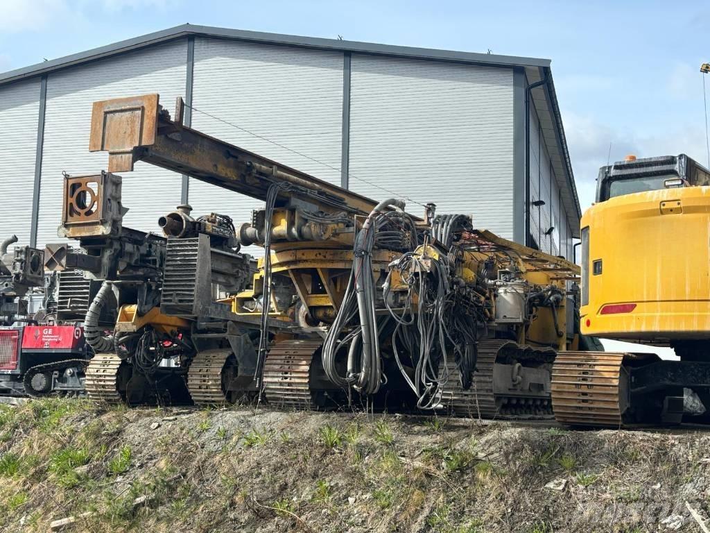 Klemm KR 807 - 5 Stroji za zabijanje stebrov - pilotov