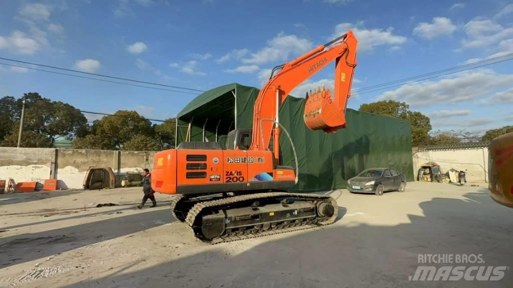 Hitachi ZX 200 Bagri goseničarji