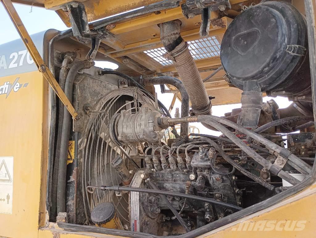 Komatsu WA 270 Kolesni nakladalci