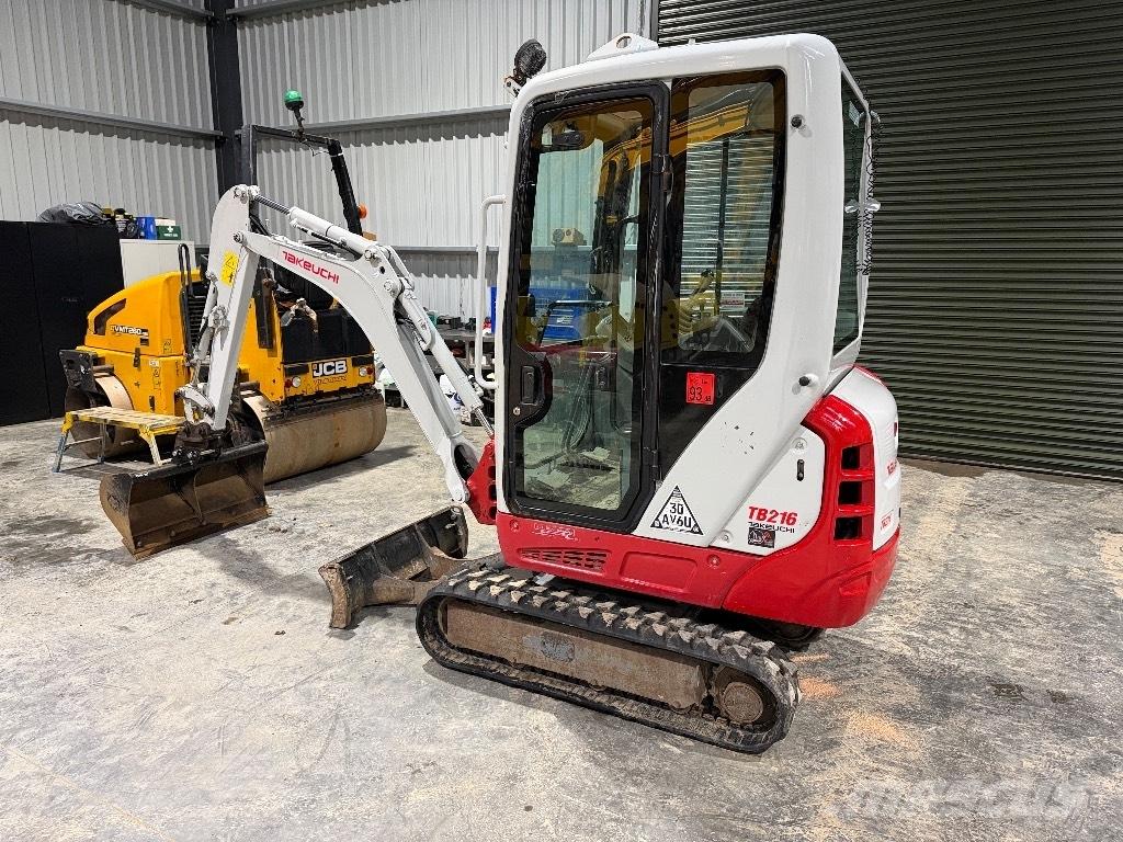 Takeuchi TB 216 Mini bagri <7t