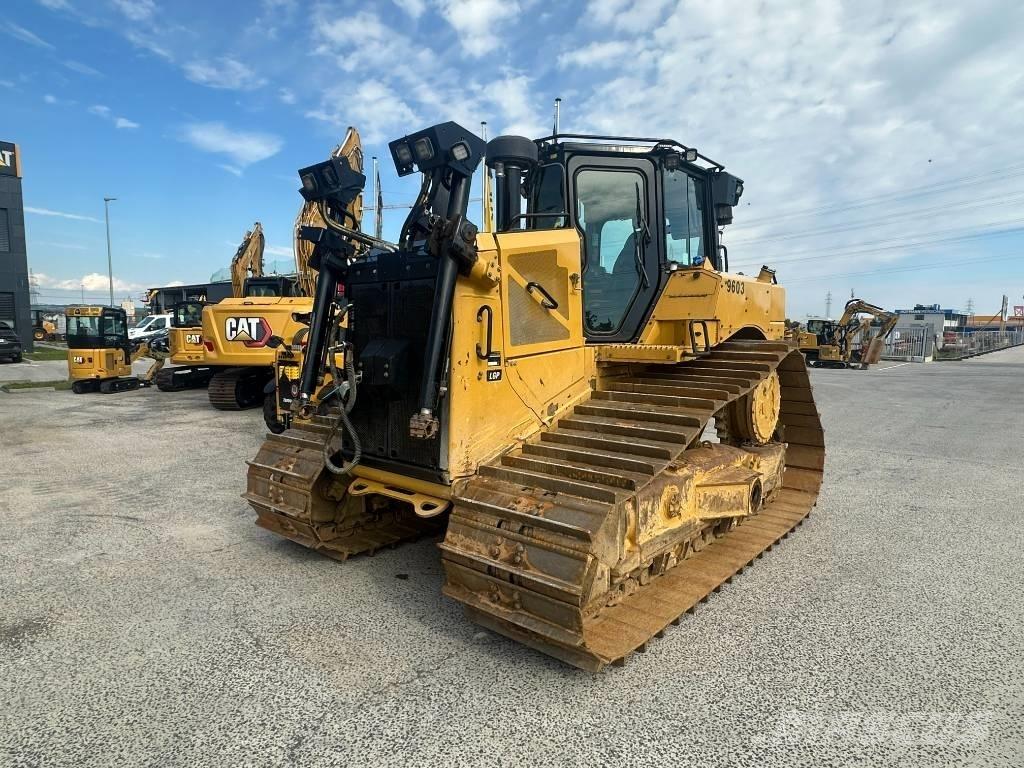 CAT D 6 XE Buldožerji goseničarji